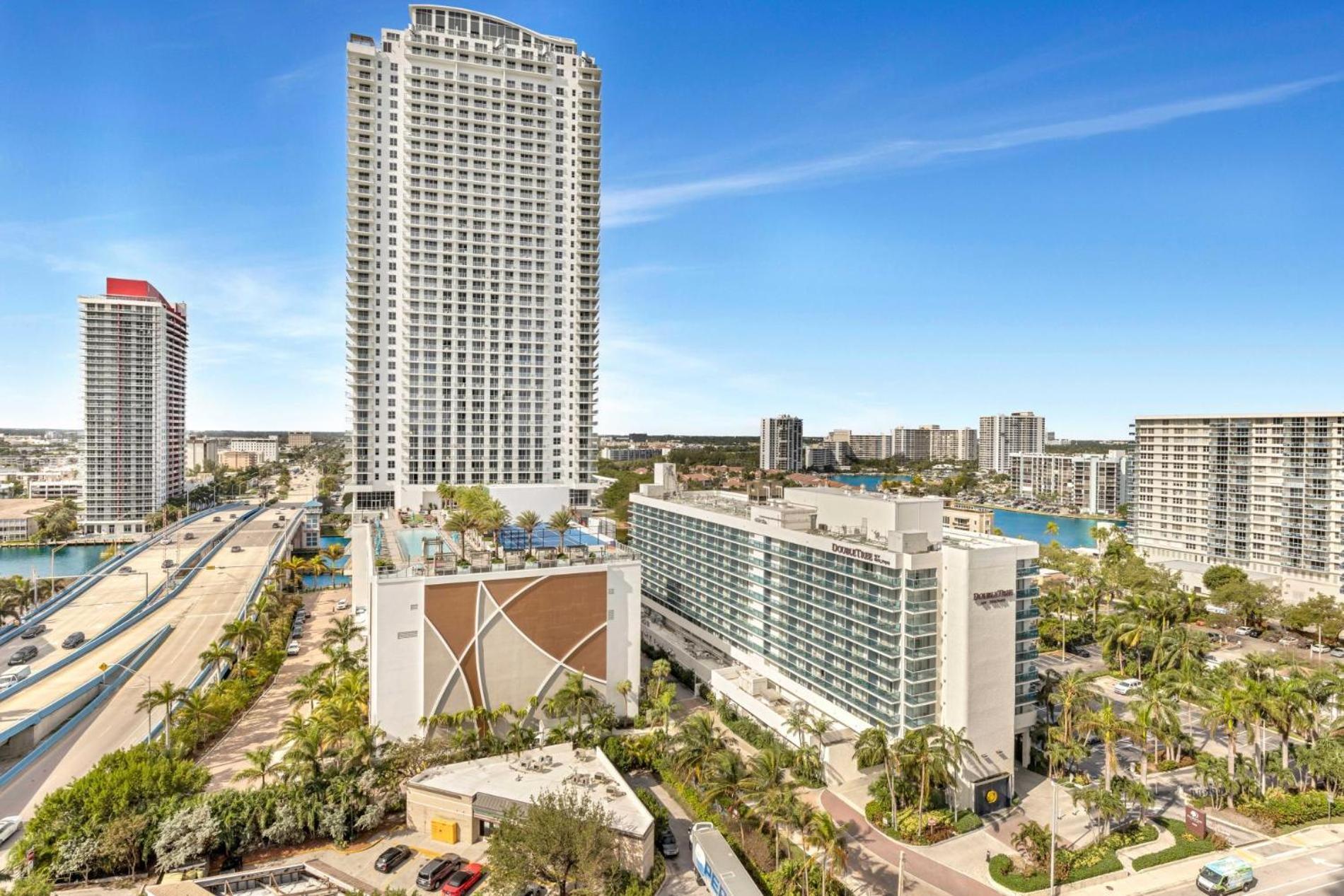 1-br Hyde Miami Getaway Apartment *