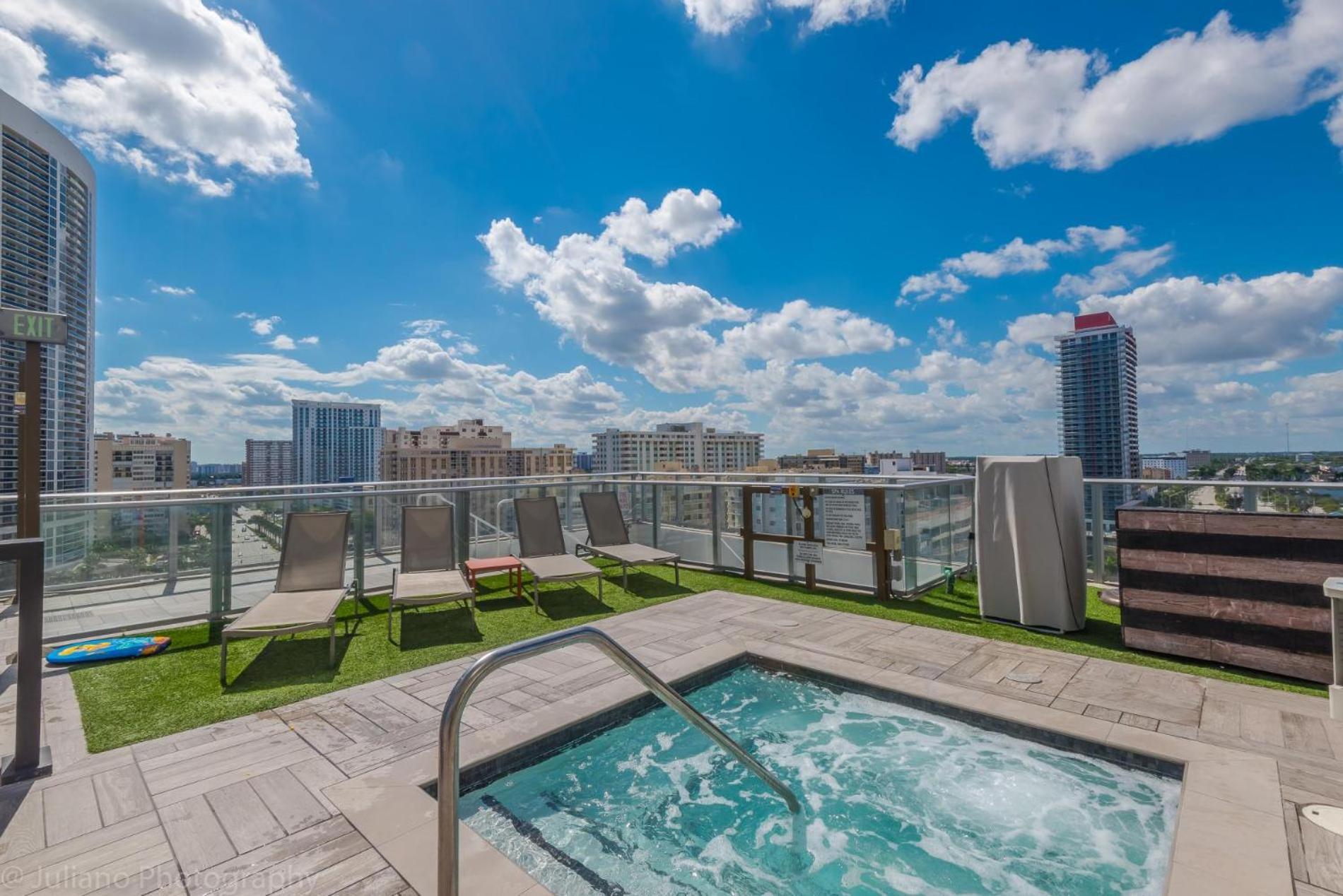 Apartment 1-br Hyde Miami Getaway Hallandale Beach